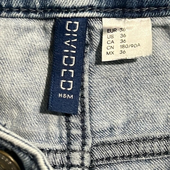 Divided by H&M Mid Rise Moto Skinny Jeans Men’s Size 36 Light Blue Denim - Picture 5 of 6